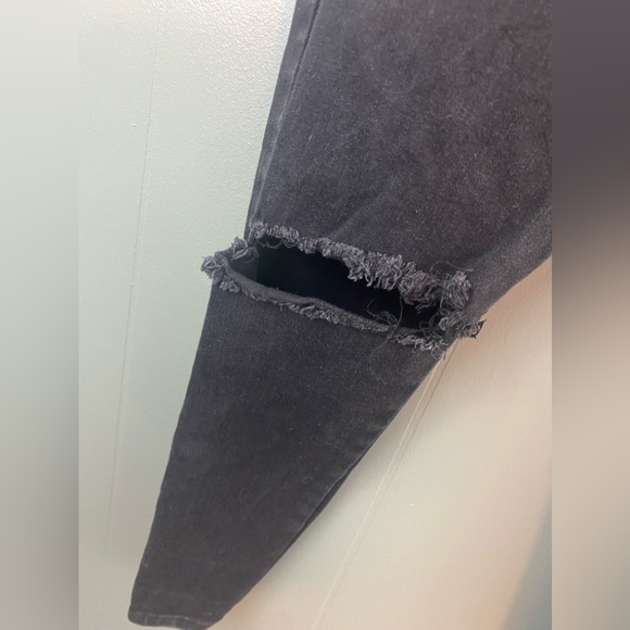 Art Class - Black Ripped Jeans - 12 - Picture 5 of 7